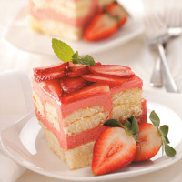 Strawberry Rhubarb Torte Recipe: How to Make It image