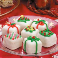 CHRISTMAS PETIT FOURS 12 CAKES RECIPES