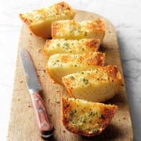 HOW TO MAKE GARLIC BREAD FROM SLICED BREAD RECIPES