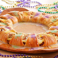 King Cake Crescent Ring - Recipes | Pampered Chef US Site image