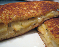 Grilled Swiss Cheese and Apples Sandwiches Recipe - Food.com image