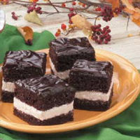 Chocolate Cream Cake Recipe: How to Make It image