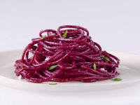 Spicy Red-Wine Spaghetti Recipe | Giada De Laurentiis ... image