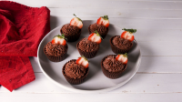 Best Strawberry Chocolate Mousse Cups Recipe - How To Make ... image