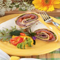 Roast Beef Tortilla Wraps Recipe: How to Make It image