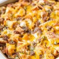 SAUSAGE CROISSANT BREAKFAST CASSEROLE - Recipes Of Chef image