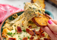 CHEESY SPINACH AND BACON DIP RECIPES