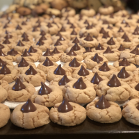 PEANUT BUTTER BLOSSOMS WITH CONDENSED MILK RECIPES