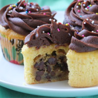 Chocolate Chip Cookie Dough + Cupcake = The BEST Cupcake ... image