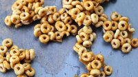Honey Nut Cheerios™ Brittle Recipe - QueRicaVida.com image