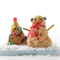 Winter Wonderland Cereal Treats Recipe: How to Make It image