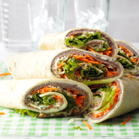 Beef 'n' Cheese Wraps Recipe: How to Make It image