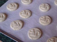 Divine Molded Almond Cookies Recipe - Food.com image
