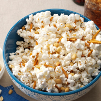 Marshmallow-Peanut Popcorn Recipe: How to Make It image
