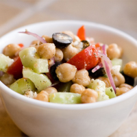 GREEN SALAD WITH GARBANZO BEANS RECIPES
