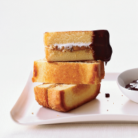 Peanut Butter Pound Cake S'mores Recipe - Grace Parisi ... image