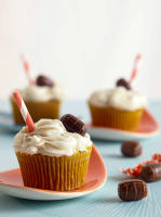 Root Beer Float Cupcakes | Better Homes & Gardens image