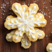 Frosted Snowflake Cookies Recipe: How to Make It image