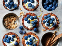 GRANOLA CUPS WITH YOGURT AND BERRIES RECIPES