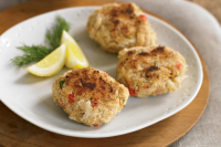 Crispy Crab Cakes Recipe with Roasted Red Pepper & Garlic ... image