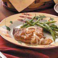 BAKED PORK CHOPS AND ONIONS RECIPES