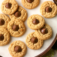 Peanut Butter Blossom Cookies Recipe: How to Make It image