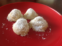 SNOWBALL COOKIES WITH HERSHEY KISSES RECIPES