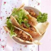 Pita breads with Mexican filling - Food24 image