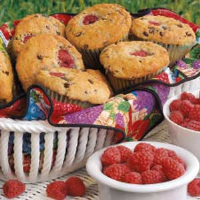 Raspberry Chocolate Chip Muffins Recipe: How to Make It image