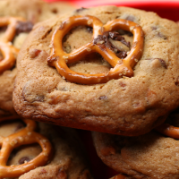 Caramel Pretzel Chocolate Chip Cookies Recipe by Tasty image