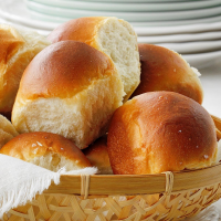 90-Minute Dinner Rolls Recipe: How to Make It image