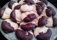 Steps to Make Quick Italian Butter Cookies | Cherry Secret ... image