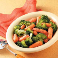 Baby Carrots 'n' Broccoli Recipe: How to Make It image