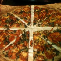 Matt's Marinated Chicken Spinach Pizza - Quick, Pourable ... image