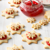 Almond Raspberry Stars Recipe: How to Make It image