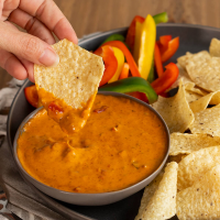 Chili Queso Dip | Queso for All image