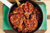 Smothered Pork Chops Recipe & Instructions | Del Monte® image