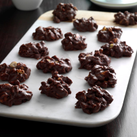 Mixed Nut Clusters Recipe: How to Make It image