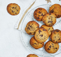 Mince pie cookies recipe | BBC Good Food image