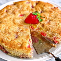 French Strawberry Cake – Michellesipsandsavors image