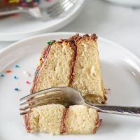 Easy Gluten-Free Vanilla Cake image