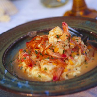 Creamy Shrimp and Grits Recipe | MyRecipes image