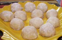 Mexican Wedding Cakes (Cookies) Recipe - Baking.Food.com image