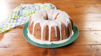 Best 7-Up Pound Cake Recipe - How To Make 7-Up Pound Cake image
