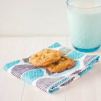 Caramel Toffee Cookies | A Zesty Bite image