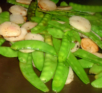SNOW PEAS WITH WATER CHESTNUTS RECIPES