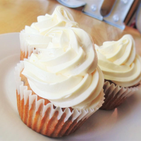 Banana Chocolate Chip Cupcakes with Cream Cheese Frosting ... image