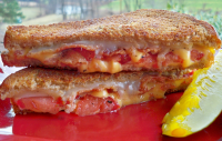 Bacon and Tomato Grilled Cheese Sandwich Recipe - Food.com image