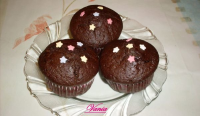 Muffins with a Chocolate Filling - Recipe | Tastycraze.com image