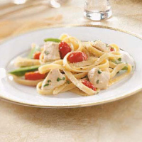 Chicken & Vegetable Alfredo Recipe: How to Make It image